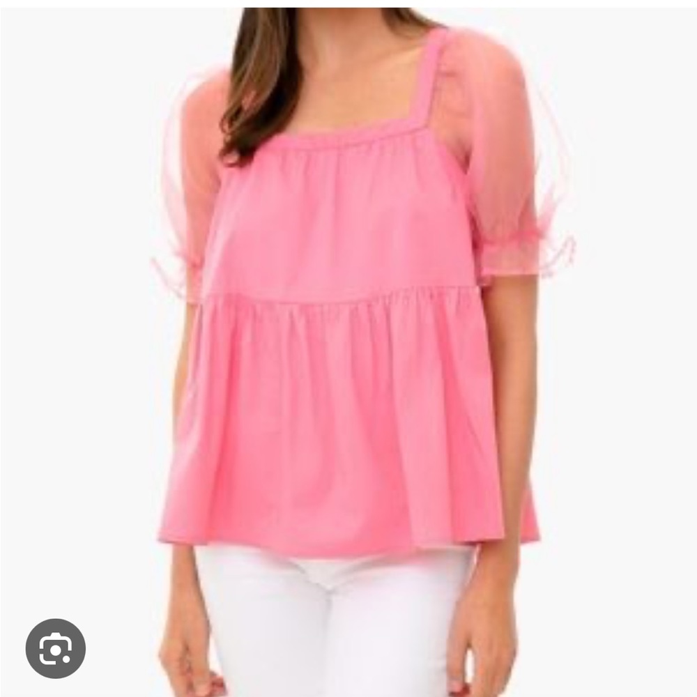 Pomander place pink top. Never worn